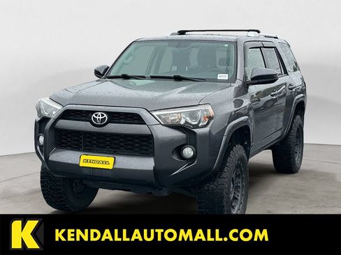 Used 2018 Toyota 4Runner SR5 AWD/4WD image 1