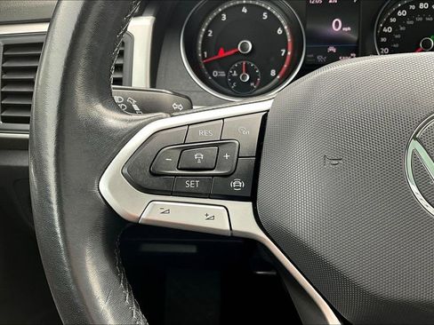 Used 2021 Volkswagen Atlas SE image 12