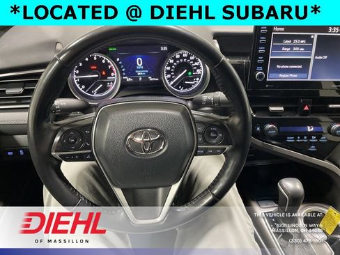 Used 2021 Toyota Camry XLE image 24