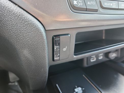 Used 2025 Honda Passport EX-L image 22