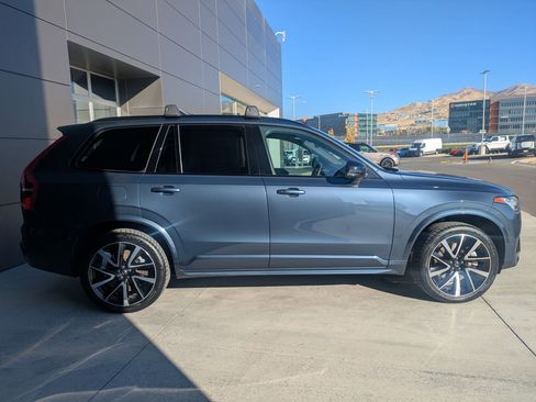 Used 2023 Volvo XC90 T8 Ultimate w/ Protection Package Premier image 4