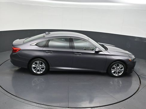 Used 2018 Honda Accord LX image 17