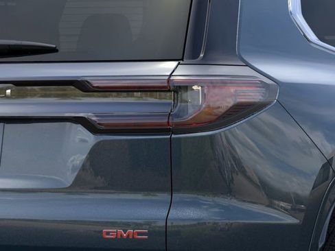 New 2026 GMC Acadia Denali w/ Super Cruise Package FWD image 11