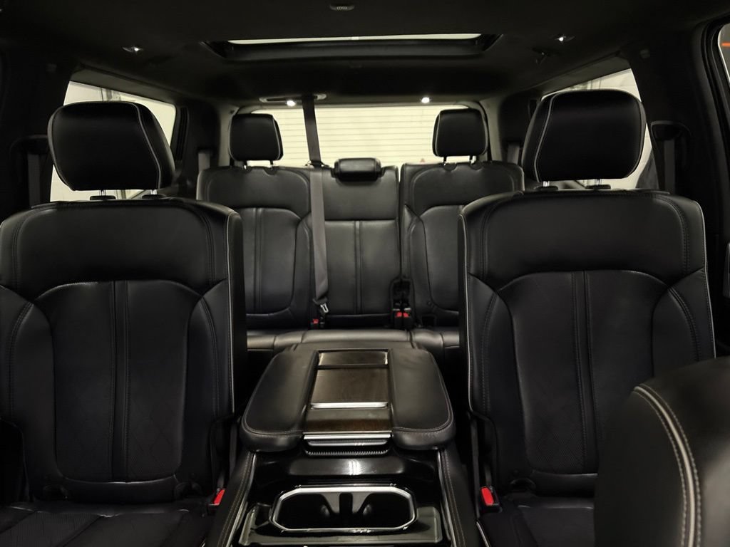 Used 2023 Jeep Grand Wagoneer Series II AWD/4WD image 27