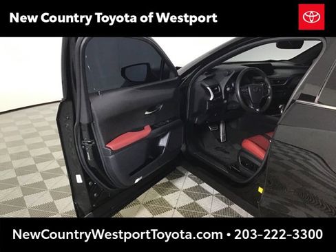 Used 2022 Lexus UX 250h F Sport image 10