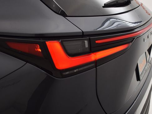 Used 2023 Lexus NX 350 AWD image 12