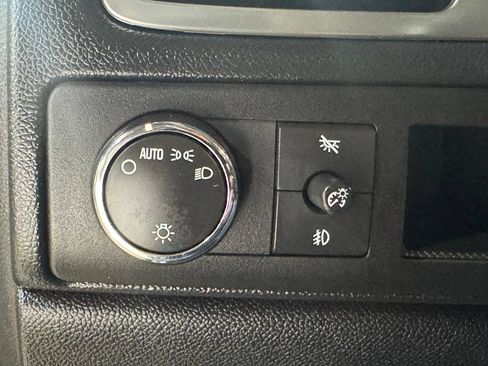 Used 2007 GMC Yukon SLT w/ SLT Preferred Equipment Group RWD image 19