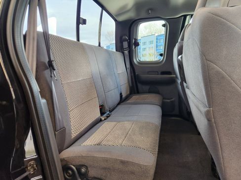 Used 2004 Ford F150 XLT image 15