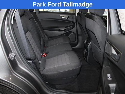 Used 2022 Ford Edge SE w/ Black Appearance Package AWD/4WD image 25