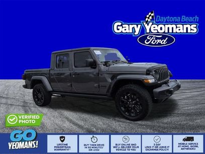 Used 2025 Jeep Gladiator Mojave