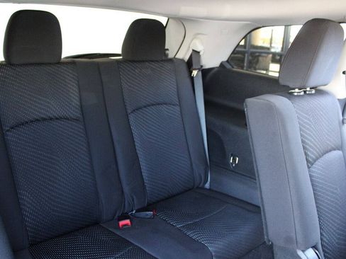 Used 2018 Dodge Journey SE w/ Popular Equipment Group FWD image 13