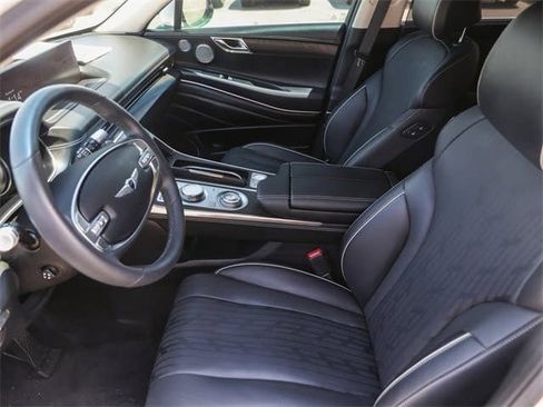 Used 2024 Genesis GV80 3.5T w/ Advanced Package image 12
