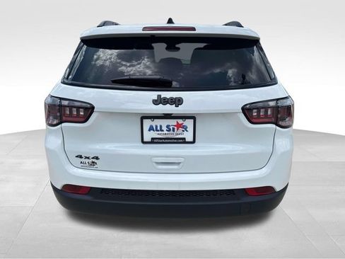 New 2026 Jeep Compass Latitude AWD/4WD image 7