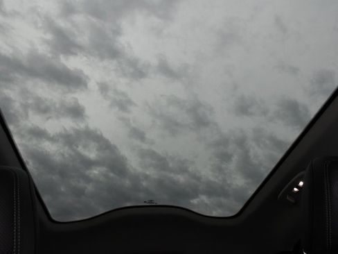 Used 2021 Ford Mustang Mach-E Premium image 7