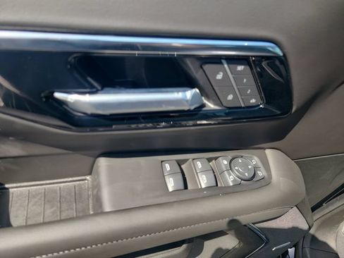 New 2026 Chevrolet Suburban LT w/ Comfort Package RWD image 20