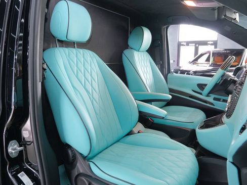 Used 2023 Mercedes-Benz Metris Passenger image 22
