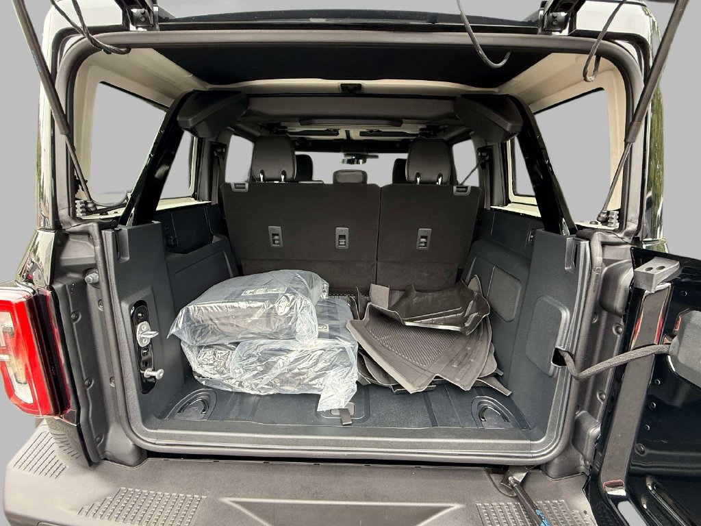 Used 2026 Ford Bronco Badlands AWD/4WD image 17