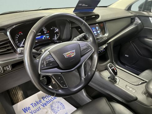 Used 2019 Cadillac XT5 Luxury w/ LPO, Radiant Package AWD/4WD image 13