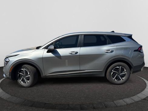 Used 2023 Kia Sportage LX FWD image 8