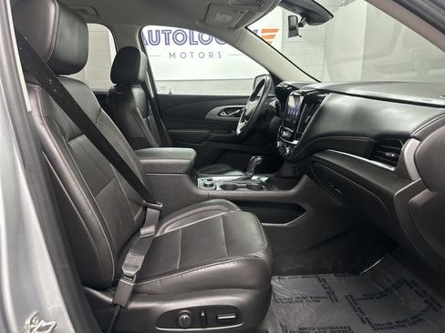 Used 2021 Chevrolet Traverse RS image 21