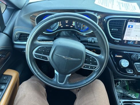 Used 2021 Chrysler Pacifica Pinnacle image 14