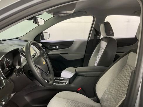 Used 2024 Chevrolet Equinox LT image 29