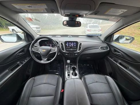 Used 2022 Chevrolet Equinox Premier FWD image 16