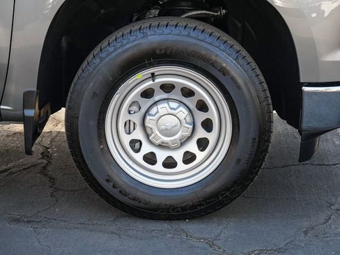 New 2026 Chevrolet Silverado 1500 W/T image 9