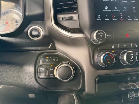Used 2021 RAM 1500 Big Horn AWD/4WD image 18