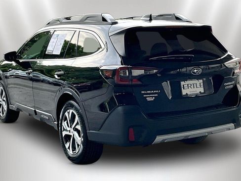Used 2022 Subaru Outback Touring AWD/4WD image 4
