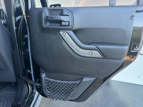 Used 2017 Jeep Wrangler Unlimited Sport AWD/4WD image 18