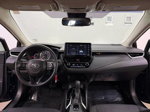 Used 2022 Toyota Corolla LE FWD image 7