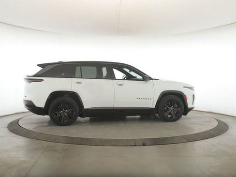 Used 2024 Jeep Wagoneer Launch Edition image 6