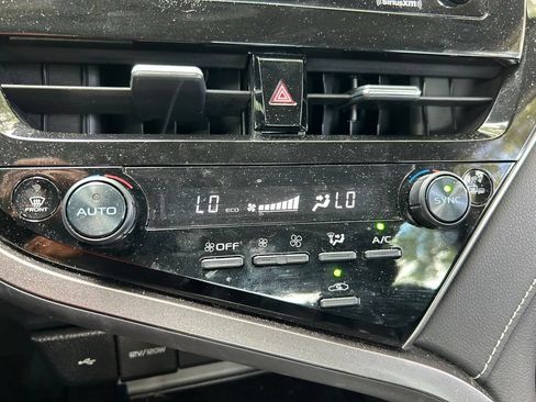 Used 2023 Toyota Camry SE FWD image 26