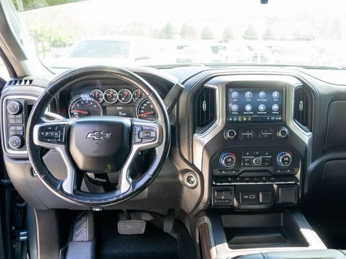 Used 2019 Chevrolet Silverado 1500 RST w/ True North Edition AWD/4WD image 13
