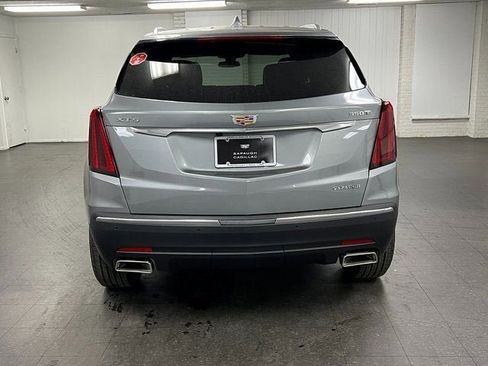 New 2025 Cadillac XT5 Luxury image 4