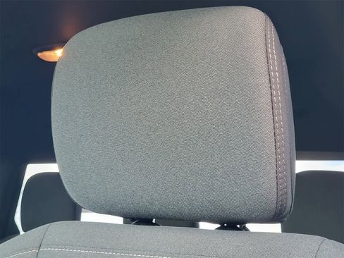 Used 2024 RAM 2500 Tradesman w/ Chrome Appearance Group image 14