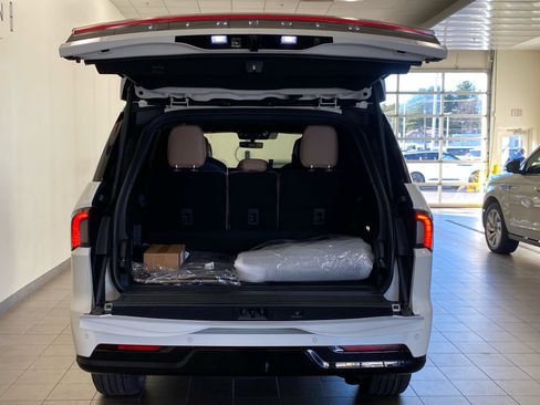 New 2025 Lincoln Navigator Black Label image 9