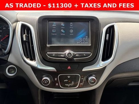Used 2018 Chevrolet Equinox LS FWD image 22