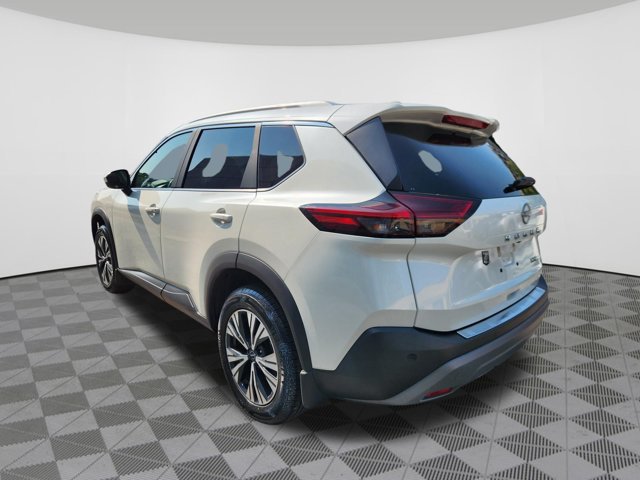 Certified 2023 Nissan Rogue SV w/ SV Premium B Package AWD/4WD image 3
