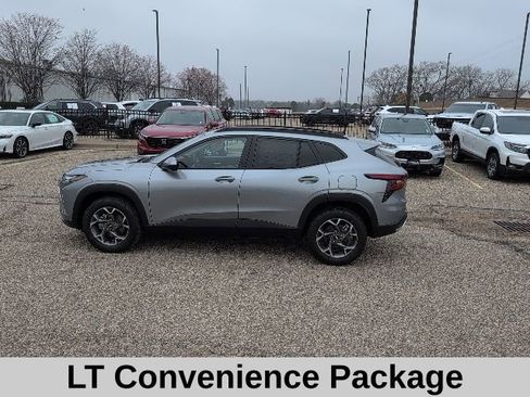 New 2026 Chevrolet Trax LT w/ Driver Confidence Package image 3