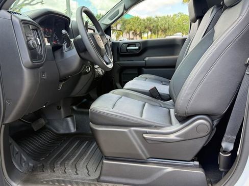 Certified 2023 Chevrolet Silverado 1500 W/T w/ WT Value Package image 9