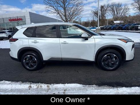 Certified 2024 Nissan Rogue SV image 10