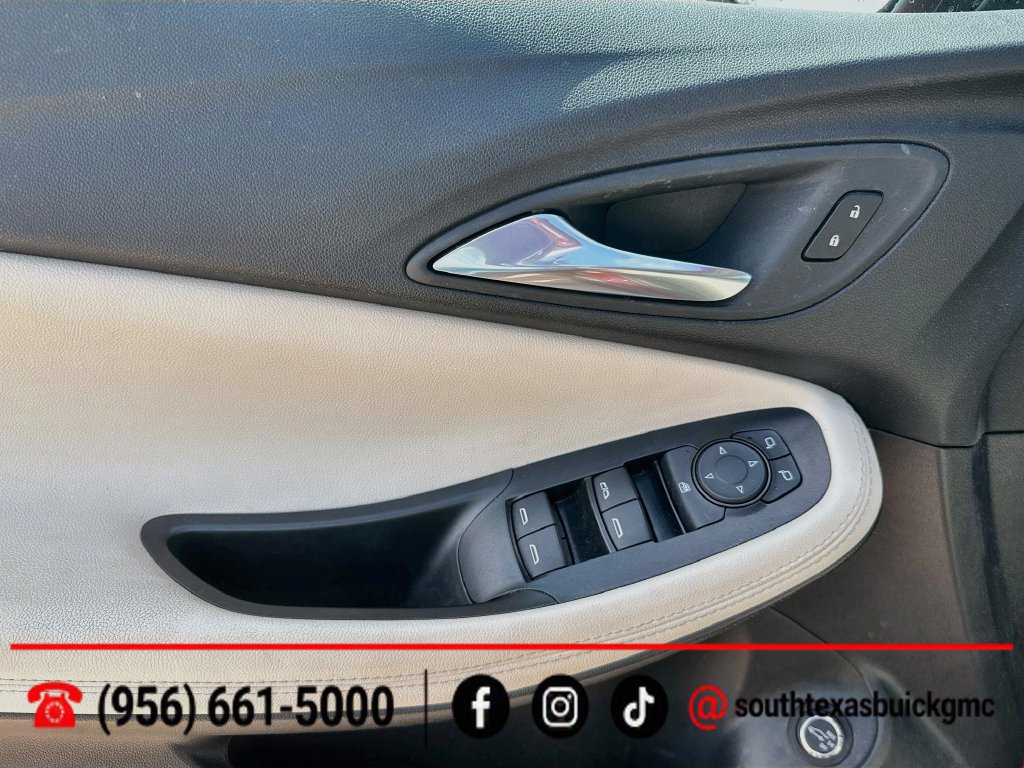 Used 2025 Buick Encore GX Sport Touring w/ Comfort Package FWD image 10