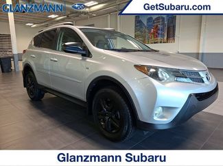 Used 2015 Toyota RAV4 LE AWD/4WD video 1