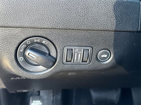 Certified 2023 Dodge Charger SXT image 22