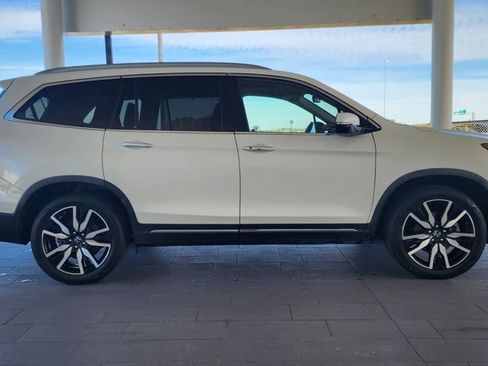 Used 2019 Honda Pilot Touring image 5