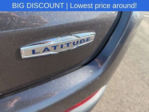 Used 2023 Jeep Compass Latitude AWD/4WD image 11