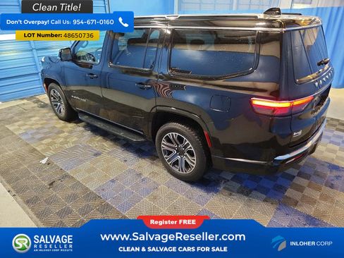 Used 2024 Jeep Wagoneer 4WD w/ Premium Group I image 3