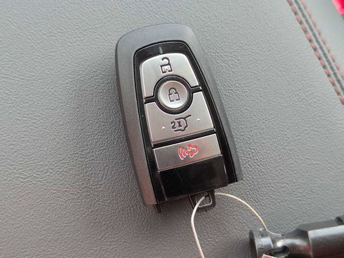 New 2025 Ford Explorer Active image 26